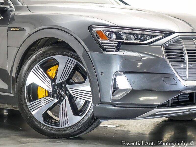 2019 Audi e-tron Prestige PRICE INCLUDES $4000 IRS TAX CREDIT!! YOU MUST QUALIFY! Willowbrook IL