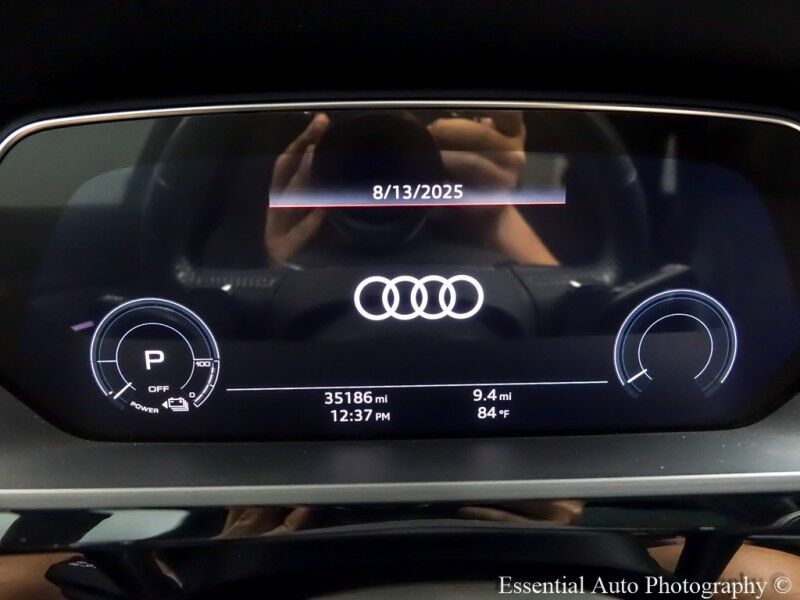 2019 Audi e-tron Prestige PRICE INCLUDES $4000 IRS TAX CREDIT!! YOU MUST QUALIFY! Willowbrook IL