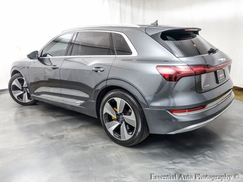 2019 Audi e-tron Prestige PRICE INCLUDES $4000 IRS TAX CREDIT!! YOU MUST QUALIFY! Willowbrook IL