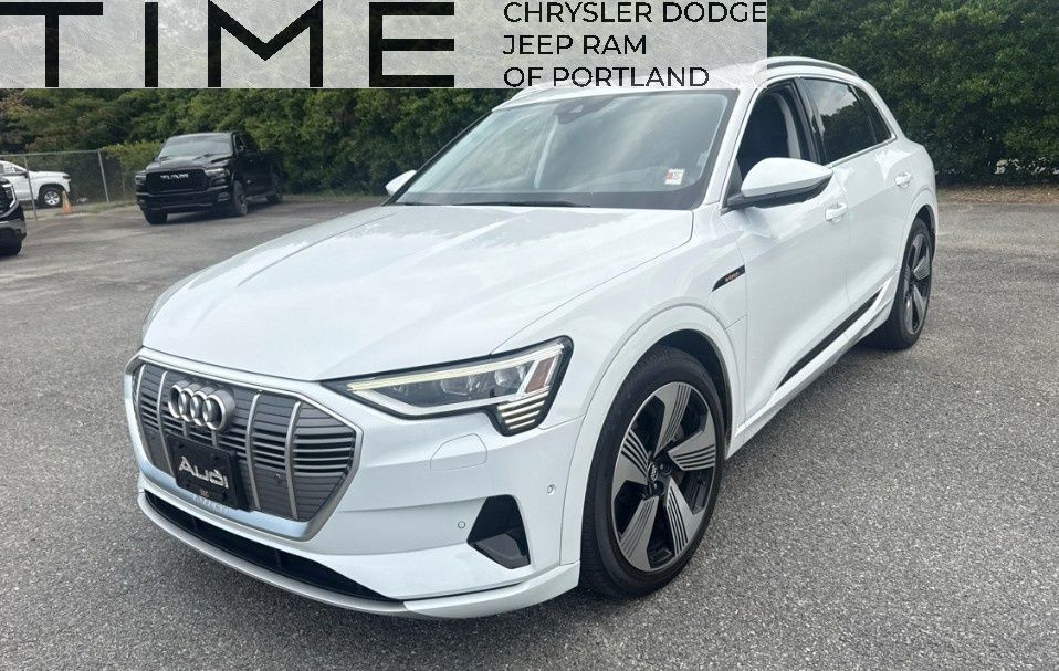 2019 Audi e-tron Prestige