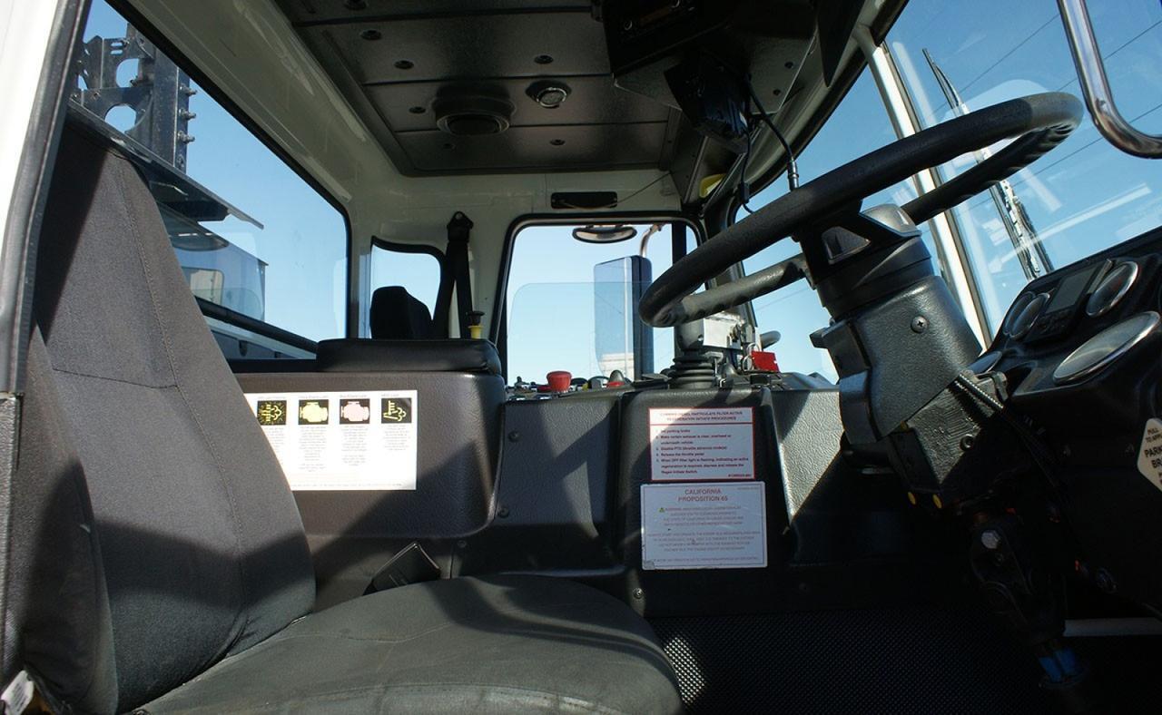 2019 Autocar ACX64 33 Yard G-S Products Side Loader Garbage Truck Tampa FL