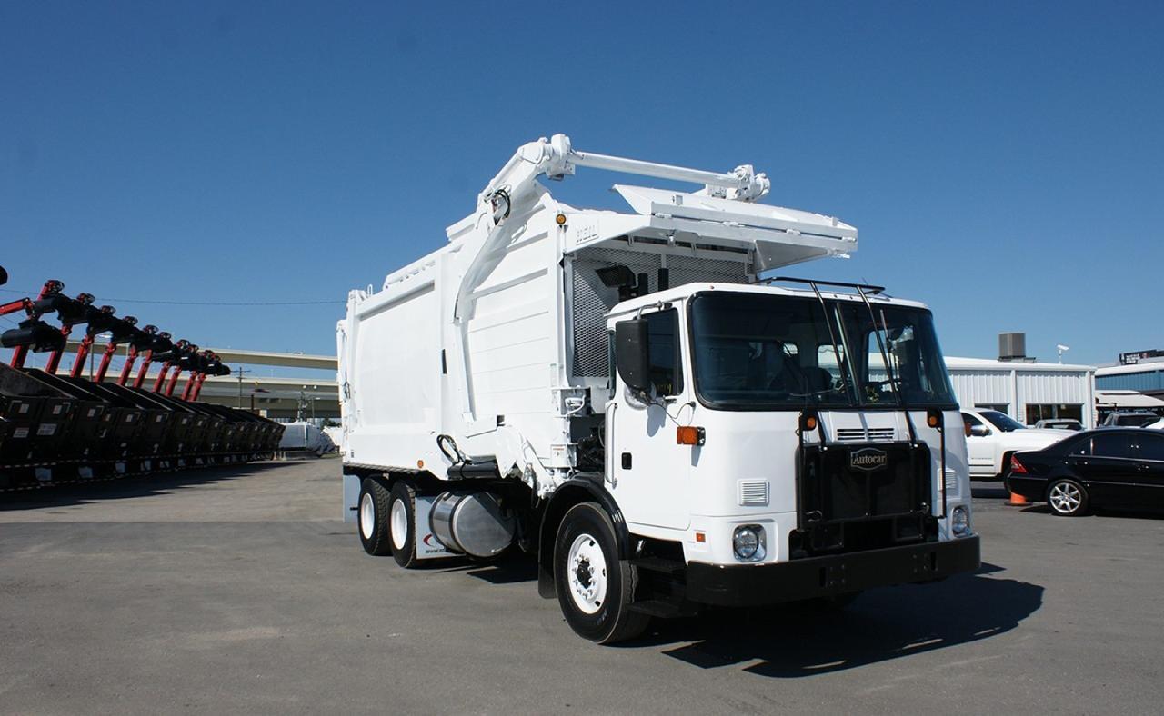 2019 Autocar ACX64 40 yard Heil Front Loader Garbage Truck