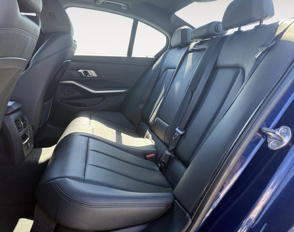 2019 BMW 3 Series 330i xDrive, SUNROOF, BACKUP CAMERA, APPLE CARPLAY/ANDROID AUTO, HEATED SEATS, POWER FOLDING MIRRORS, AUTO START/STOP, MEMORY DRIVER SEAT, KEYLESS START, ONLY 1 OWNER, THIS BMW IS FULLY LOADED COME BY AND TEST DRIVE TODAY! Norfolk VA