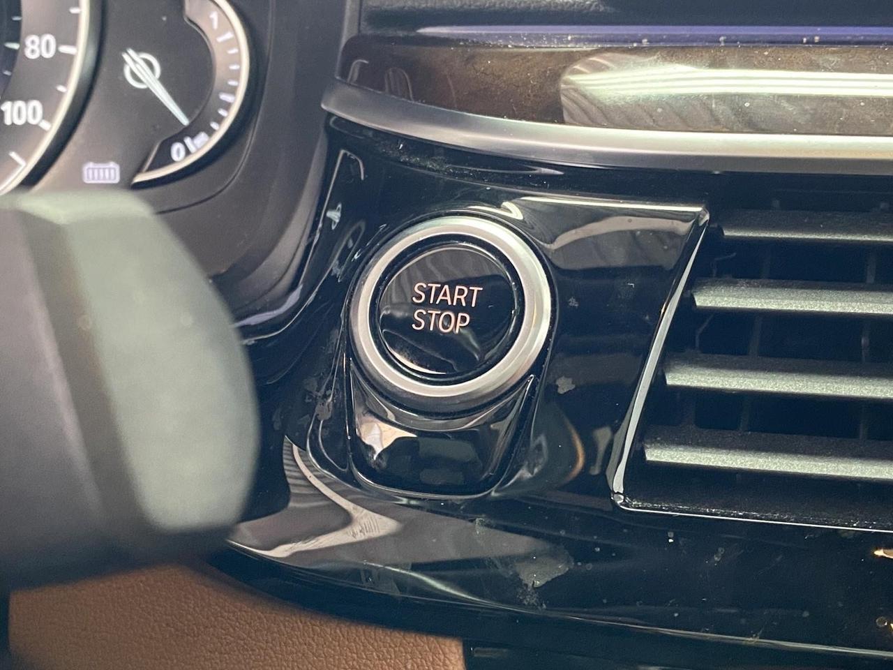 2019 BMW 5 Series 530e xDrive iPerformance Richmond Hill NY