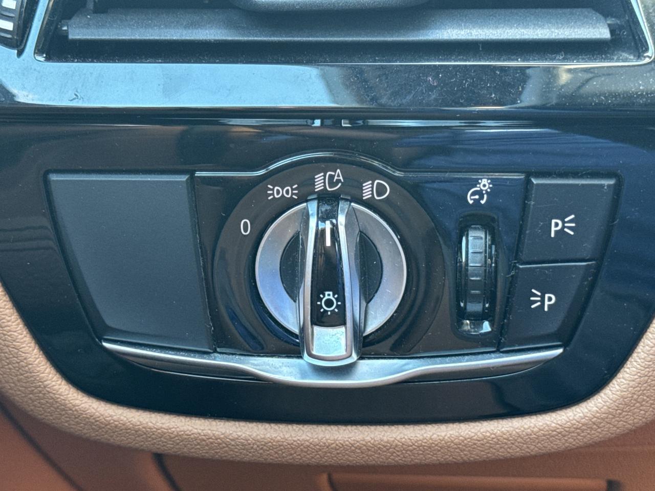 2019 BMW 5 Series 530e xDrive iPerformance San Antonio TX