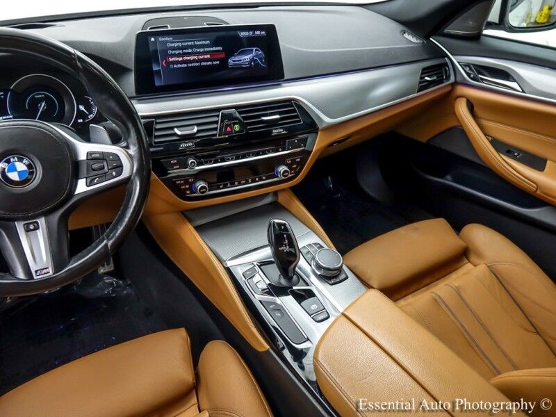 2019 BMW 5 Series 530e xDrive iPerformance Willowbrook IL