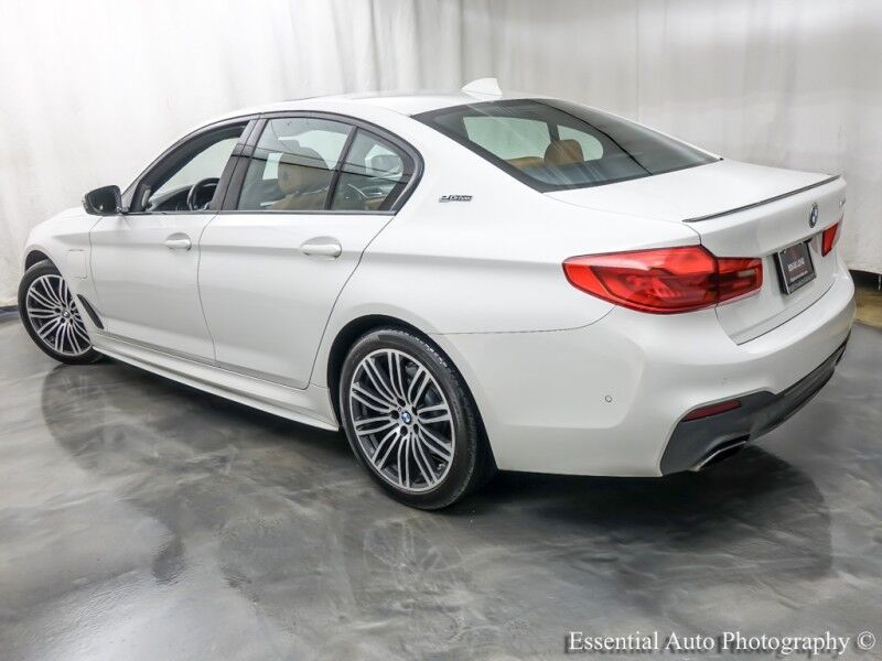 2019 BMW 5 Series 530e xDrive iPerformance Willowbrook IL