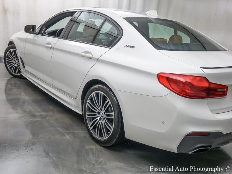 2019 BMW 5 Series 530e xDrive iPerformance Willowbrook IL