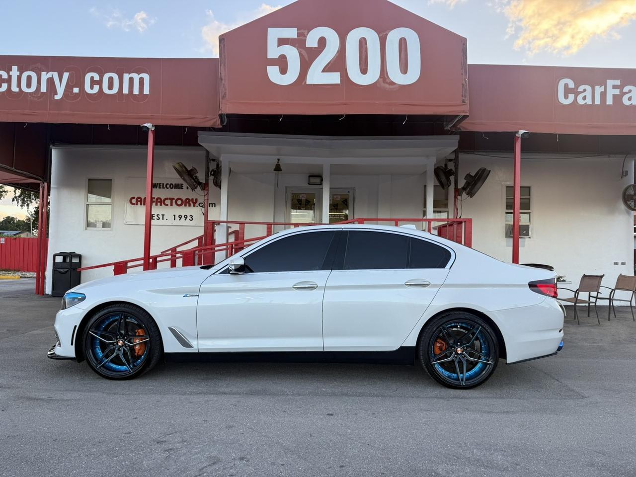 2019 BMW 5 Series 530i