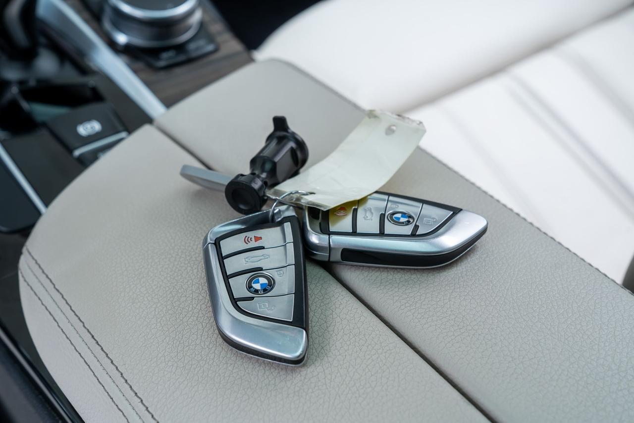 2019 BMW 5 Series 530i Premium Package 2 Driving Assistance Plus Package Portland OR
