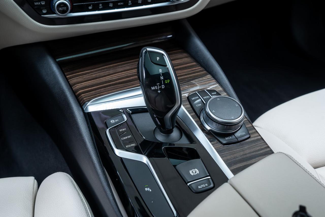2019 BMW 5 Series 530i Premium Package 2 Driving Assistance Plus Package Portland OR