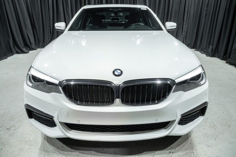 2019 BMW 5 Series 530i Sedan