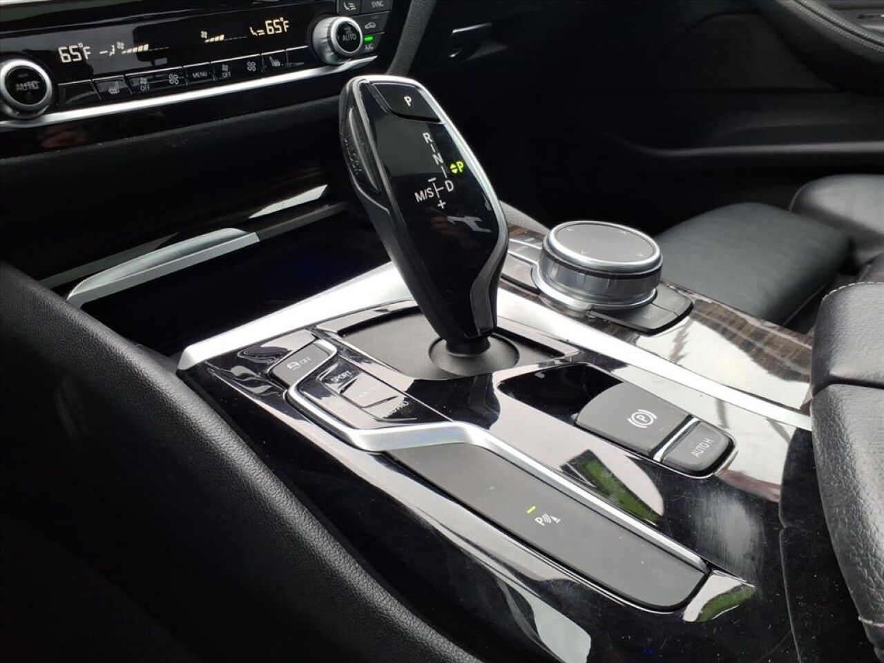 2019 BMW 5 Series 530i xDrive Uvalde TX