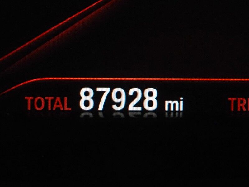 2019 BMW 5 Series 540i *DRIVER ASSIST PLUS PKG, HEADS-UP DISPLAY, NAVIGATION, ADAPTIVE CRUISE, SAFETY ALERTS, 360 VIEW CAMERAS, MOONROOF, DAKOTA LEATHER, HEATED/MULTI-CONTOUR SEATS, COMFORT ACCESS, WIRELESS CHARGING, APPLE CARPLAY Round Rock TX