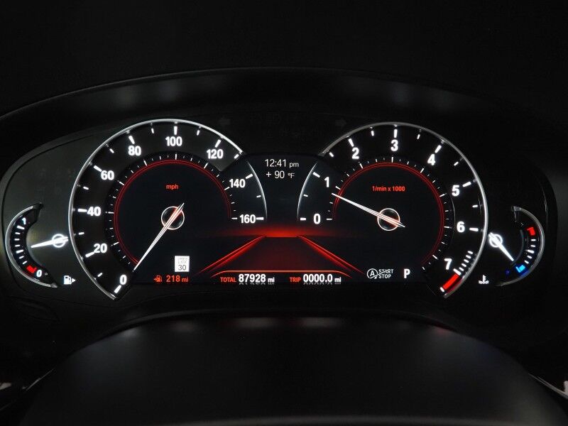 2019 BMW 5 Series 540i *DRIVER ASSIST PLUS PKG, HEADS-UP DISPLAY, NAVIGATION, ADAPTIVE CRUISE, SAFETY ALERTS, 360 VIEW CAMERAS, MOONROOF, DAKOTA LEATHER, HEATED/MULTI-CONTOUR SEATS, COMFORT ACCESS, WIRELESS CHARGING, APPLE CARPLAY Round Rock TX