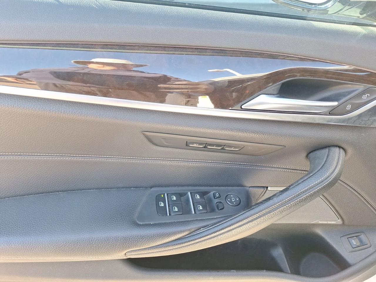 2019 BMW 5 Series 540i Hurst TX