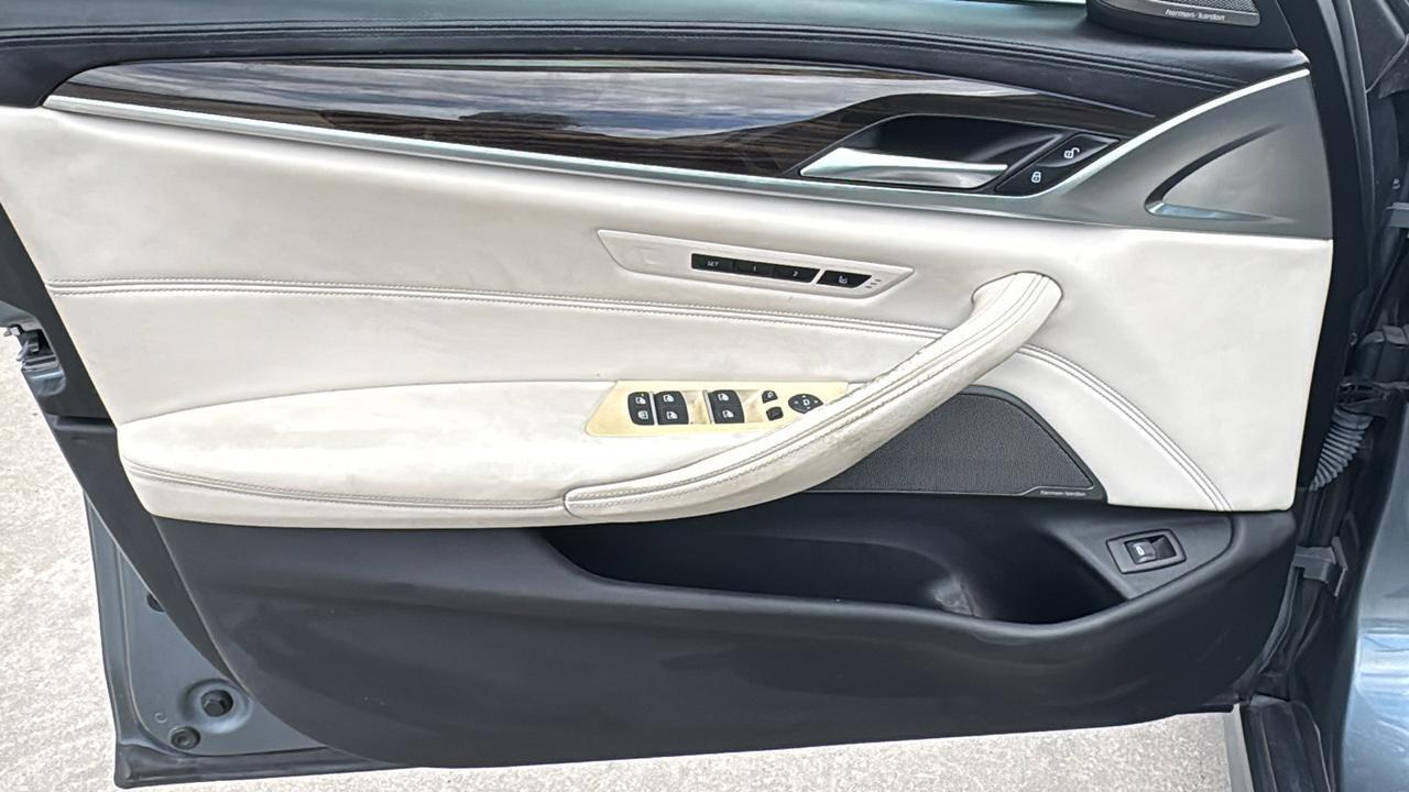 2019 BMW 5 Series 540i  Selma TX