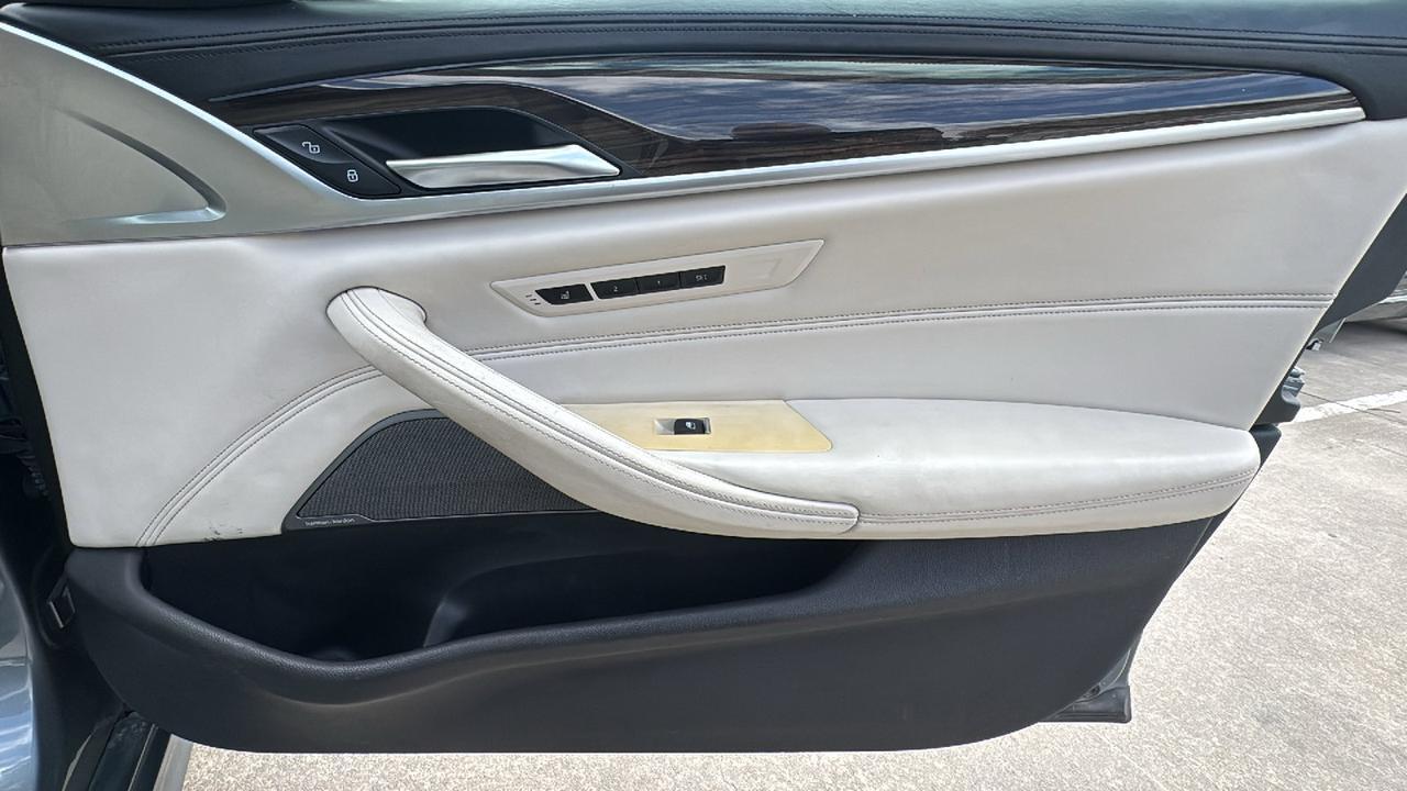 2019 BMW 5 Series 540i  Selma TX