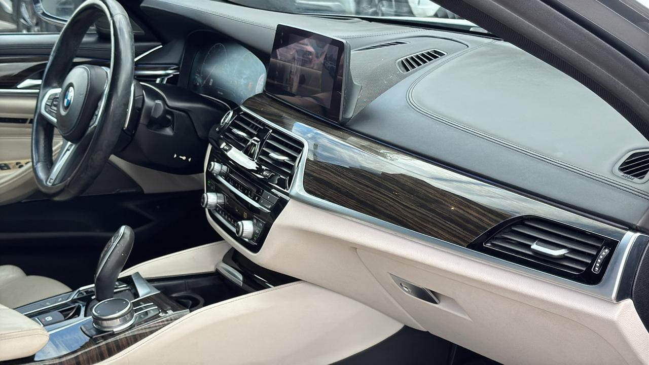 2019 BMW 5 Series 540i  Selma TX