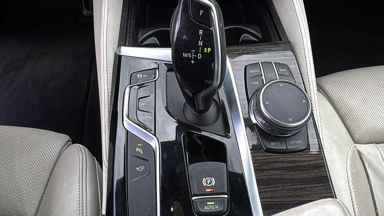 2019 BMW 5 Series 540i  Selma TX