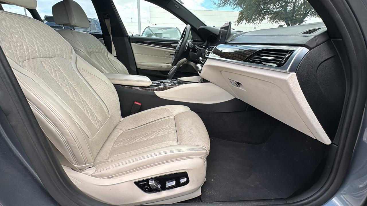 2019 BMW 5 Series 540i  Selma TX
