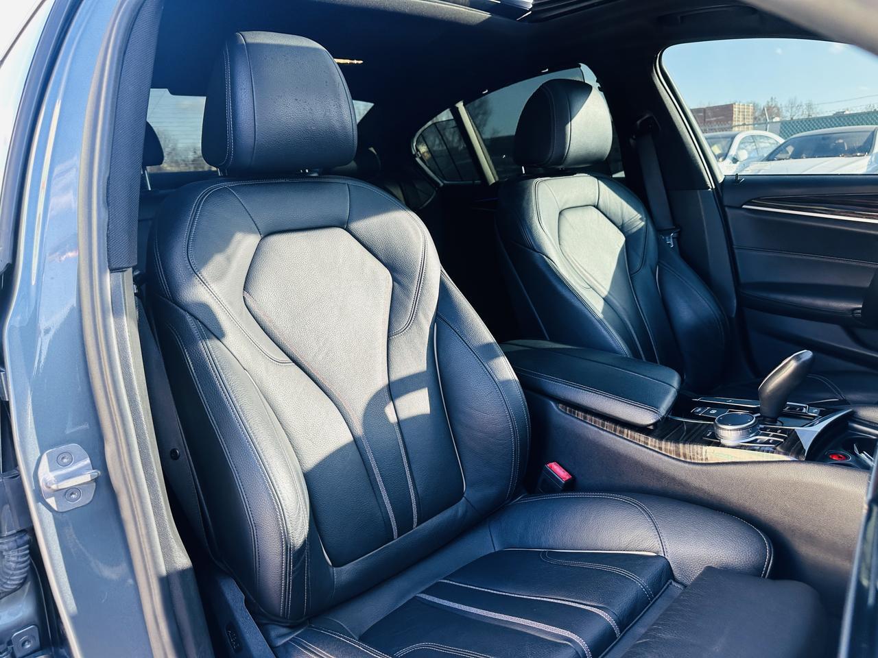 2019 BMW 5 Series 540i sport pkg Dallas TX