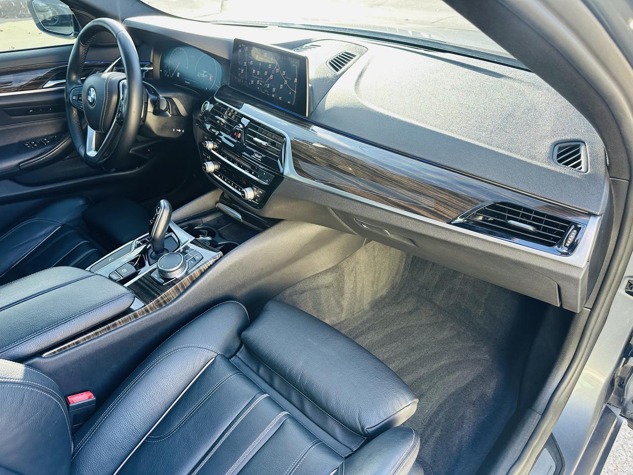 2019 BMW 5 Series 540i sport pkg Dallas TX