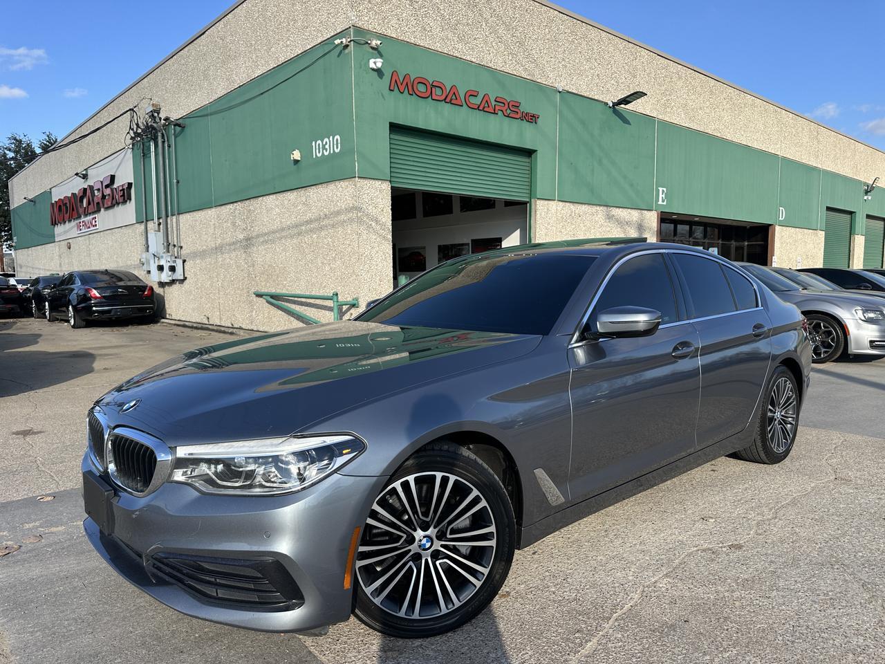 2019 BMW 5 Series 540i sport pkg
