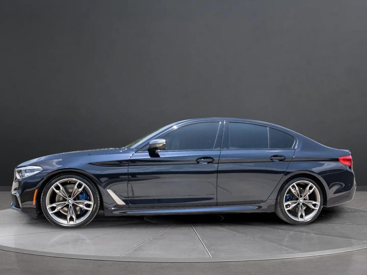 2019 BMW 5 Series M550i xDrive