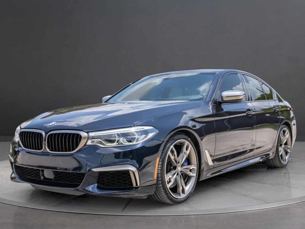 2019 BMW 5 Series M550i xDrive