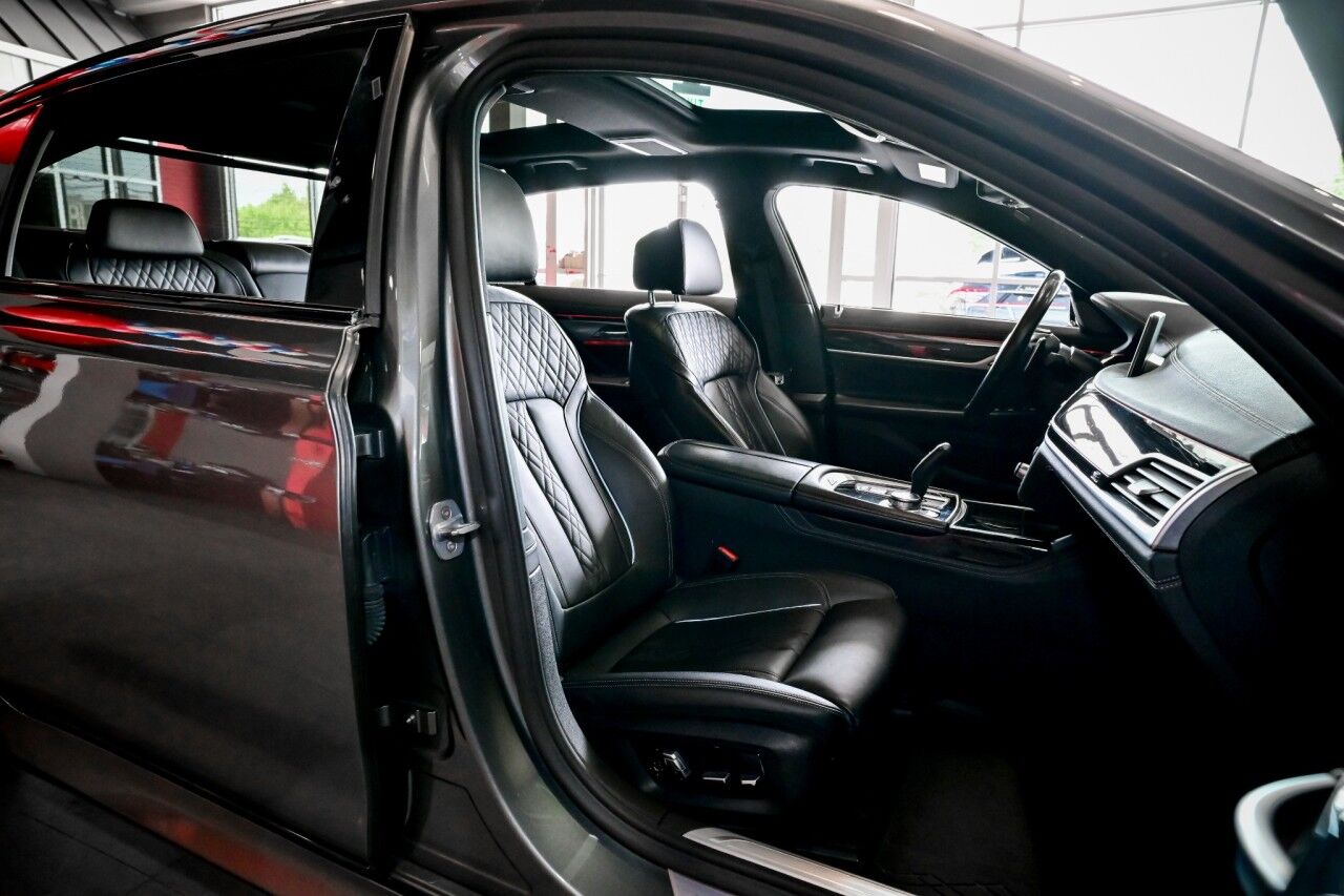 2019 BMW 7 Series 750i xDrive, M-Sport, Driving Assist, Cold Weather Pkg Springfield NJ