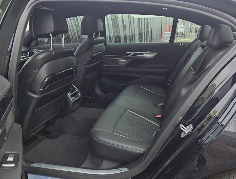 2019 BMW 7 Series 750i xDrive Willowbrook IL