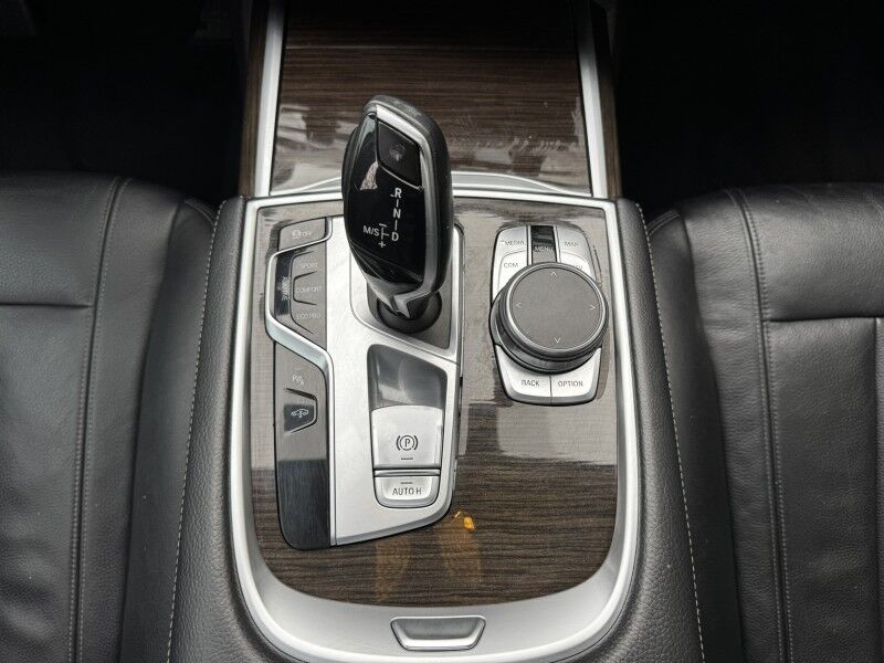 2019 BMW 740i 740i Willow Grove PA