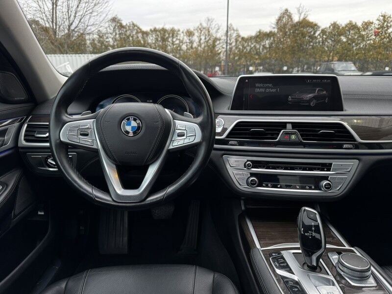 2019 BMW 740i 740i Willow Grove PA