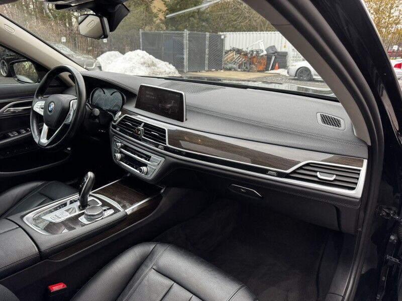 2019 BMW 740i 740i Willow Grove PA