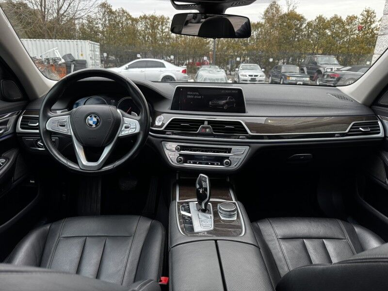 2019 BMW 740i 740i Willow Grove PA