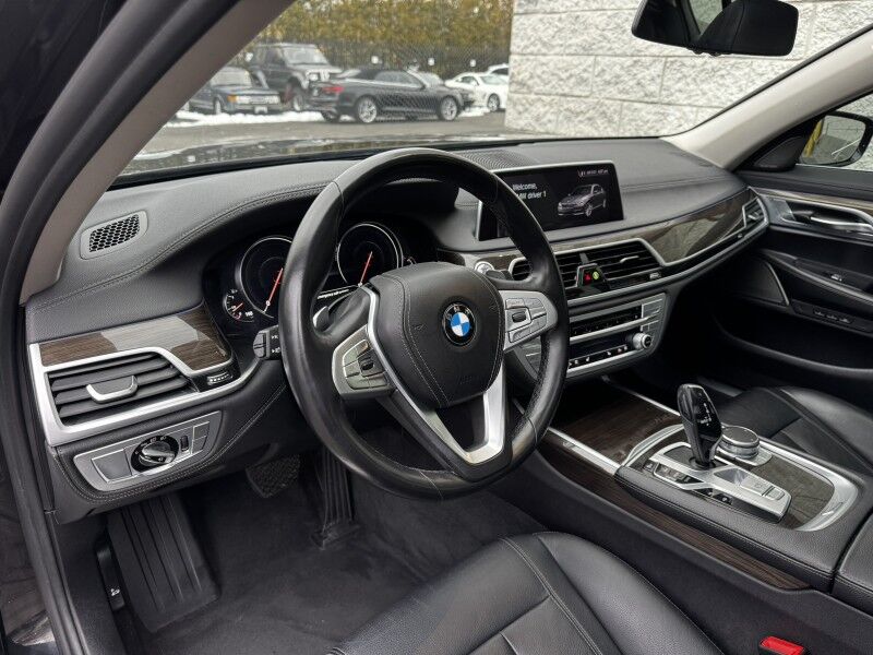 2019 BMW 740i 740i Willow Grove PA