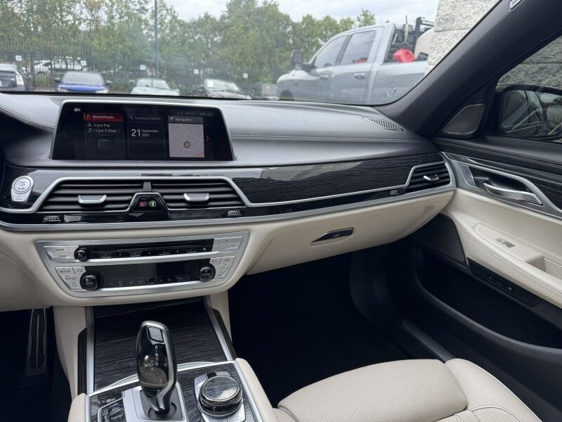 2019 BMW 740i xDrive Willow Grove PA