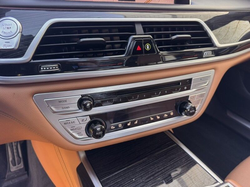 2019 BMW 750i xDrive M Sport Willow Grove PA