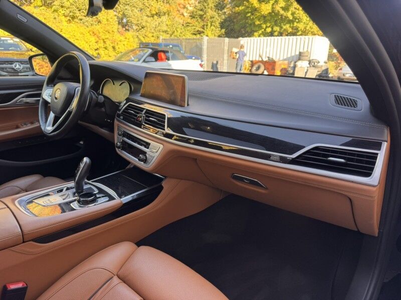 2019 BMW 750i xDrive M Sport Willow Grove PA