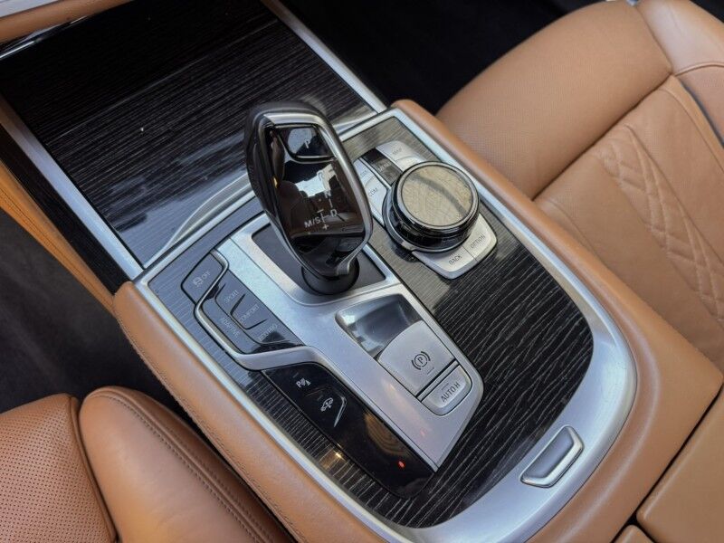 2019 BMW 750i xDrive M Sport Willow Grove PA