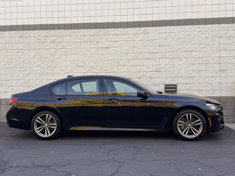 2019 BMW 750i xDrive M Sport Willow Grove PA
