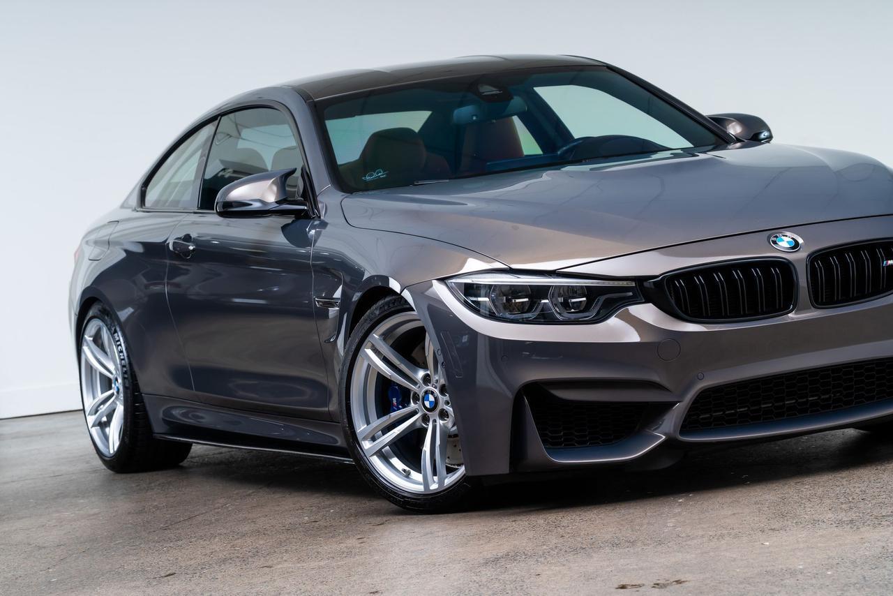 2019 BMW M4 Individual Paint / Executive Package / Individual Portland OR