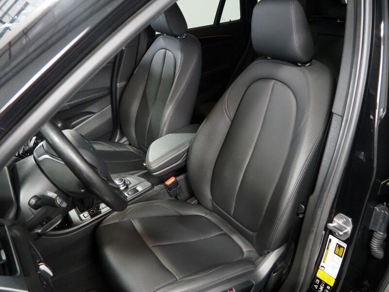 2019 BMW X1 xDrive28i AWD *NAVIGATION, SAFETY ALERTS, BACKUP-CAMERA, PANORAMA MOONROOF, HEATED SEATS/STEERING, COMFORT ACCESS, POWER LIFTGATE, 18 INCH ALLOYS, APPLE CARPLAY Round Rock TX