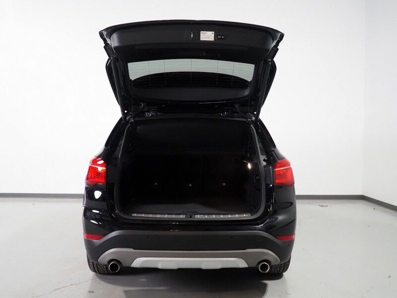 2019 BMW X1 xDrive28i AWD *NAVIGATION, SAFETY ALERTS, BACKUP-CAMERA, PANORAMA MOONROOF, HEATED SEATS/STEERING, COMFORT ACCESS, POWER LIFTGATE, 18 INCH ALLOYS, APPLE CARPLAY Round Rock TX