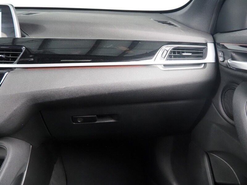 2019 BMW X1 xDrive28i AWD *NAVIGATION, SAFETY ALERTS, BACKUP-CAMERA, PANORAMA MOONROOF, HEATED SEATS/STEERING, COMFORT ACCESS, POWER LIFTGATE, 18 INCH ALLOYS, APPLE CARPLAY Round Rock TX