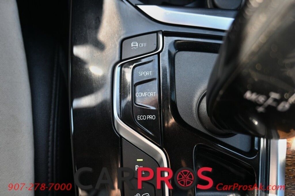 2019 BMW X3 xDrive30i - AWD - Driving Assistance & Convenience Pkg - Power & Heated Leather Seats - Heated Steering Wheel - Collision Warning - Keyless Entry - Lane Departure & Blind Spot Alert - Panoramic Sunroof - Power Liftgate - Backup Camera - 1- Owner Anchorage AK