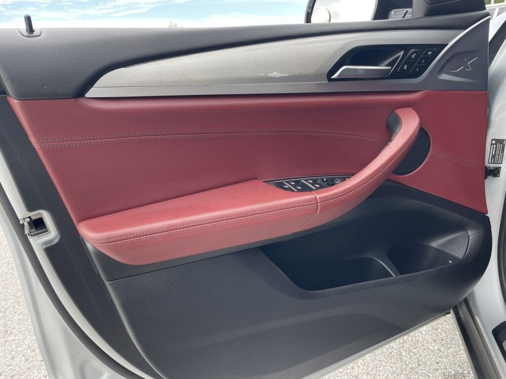 2019 BMW X4 xDrive30i~CLEAN CARFAX~BUCKET SEATS~DRIVER ASSITANCE PACKAGE~LEATHER SEATS~NAVIGATION SYSTEM~REARVIEW CAMERA Sarasota FL