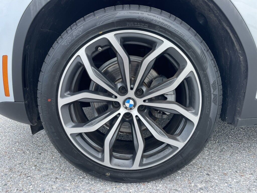 2019 BMW X4 xDrive30i~CLEAN CARFAX~BUCKET SEATS~DRIVER ASSITANCE PACKAGE~LEATHER SEATS~NAVIGATION SYSTEM~REARVIEW CAMERA Sarasota FL