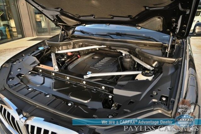 2019 BMW X5 X5 / AWD / AutoStart / Premium & Off Road Pkg / Power & Heated Leather Seats / Heated Steering Wheel / Panoramic Sunroof / NAV / HUD / Forward Collision & Blind Spot Alert / 26 MPG / Tow Pkg / 1-Owner Anchorage AK